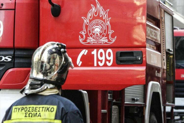 Φωτιά τώρα στο Πανόραμα Βούλας - Συναγερμός στην πυροσβεστική