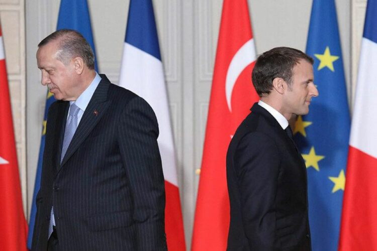 Γαλλία: Λυπάται για τη "μονομερή κίνηση" του Ερντογάν, η οποία "συνιστά πρόκληση"