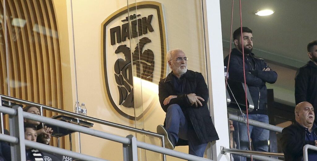 Η επιστροφή Ιβάν, τα βαφτίσια των Στέγγων και οι μαϊντανοί!