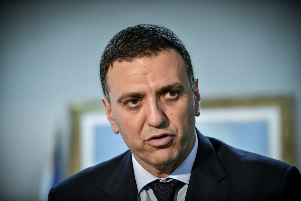 Κικίλιας: Σπάμε το φράγμα των 5.000.000 πλήρως εμβολιασμένων