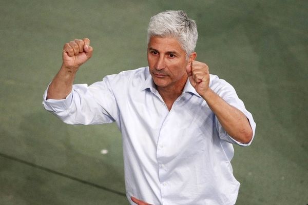 Κτηματολόγιο: To δημόσιο απαιτεί το σπίτι του Στέλιου Μανωλά