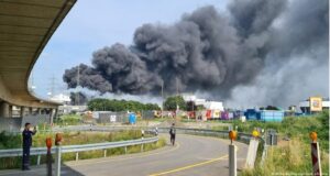 Ισχυρή έκρηξη σε εργοστάσιο στο Λεβερκούζεν - Πολλοί τραυματίες