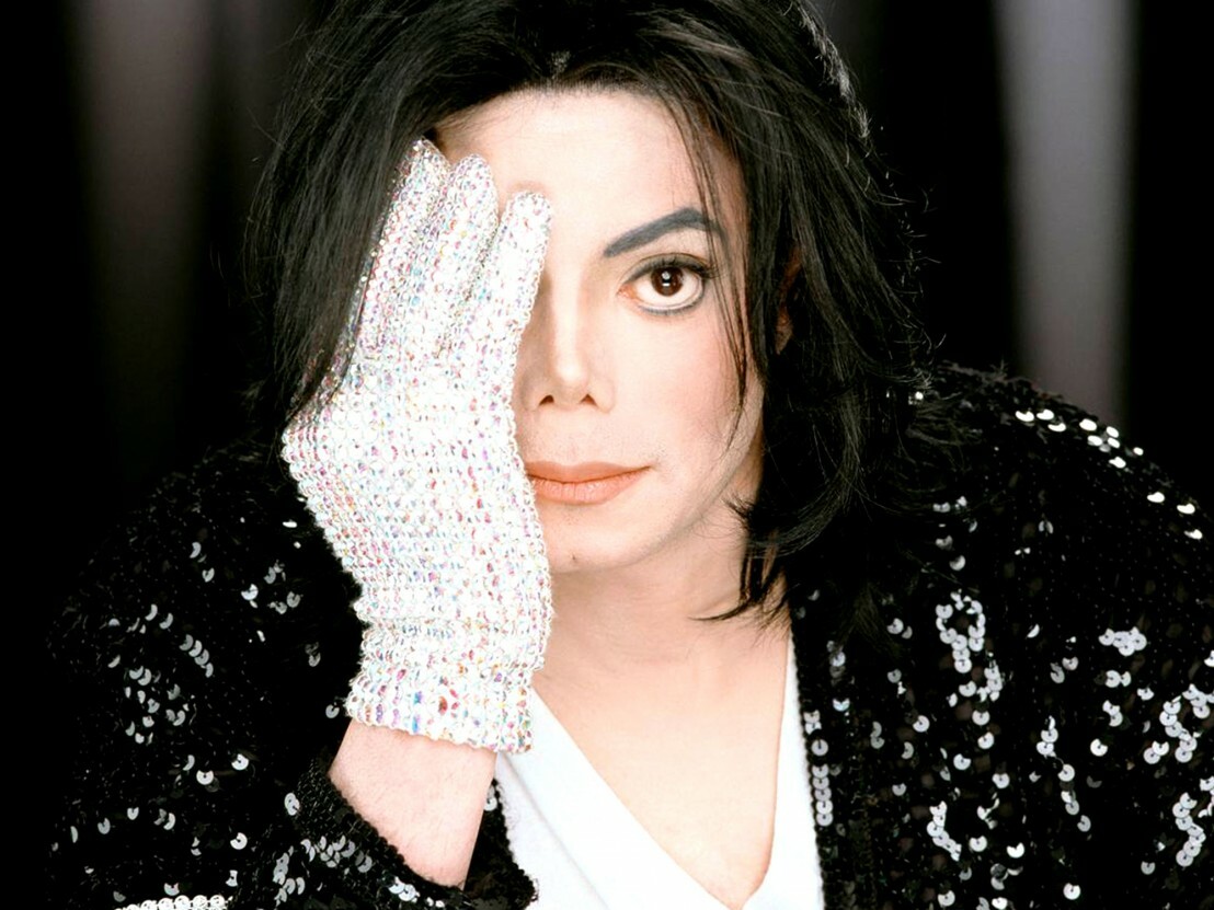 Michael Jackson: Πώς θα ήταν ο βασιλιάς της ποπ χωρίς τις πλαστικές επεμβάσεις