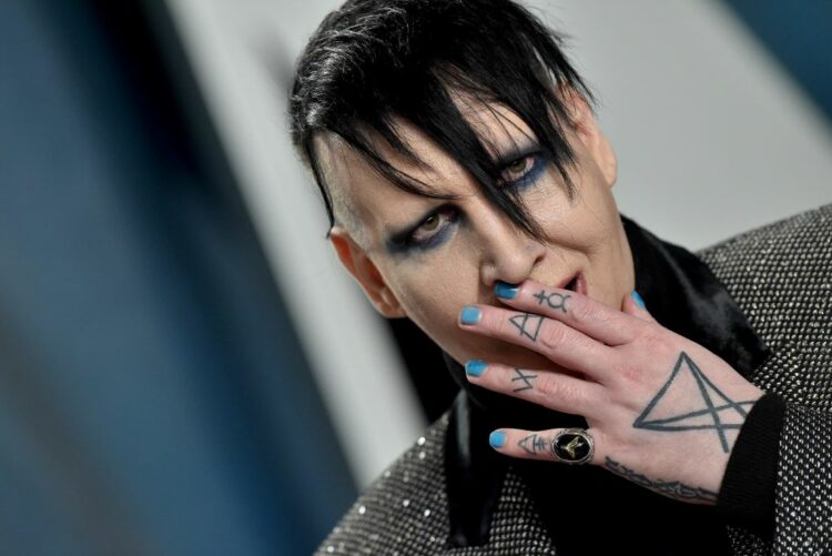 Marilyn Manson: Παραδόθηκε στις αρχές- Εκκρεμούσε ένταλμα σύλληψης 
