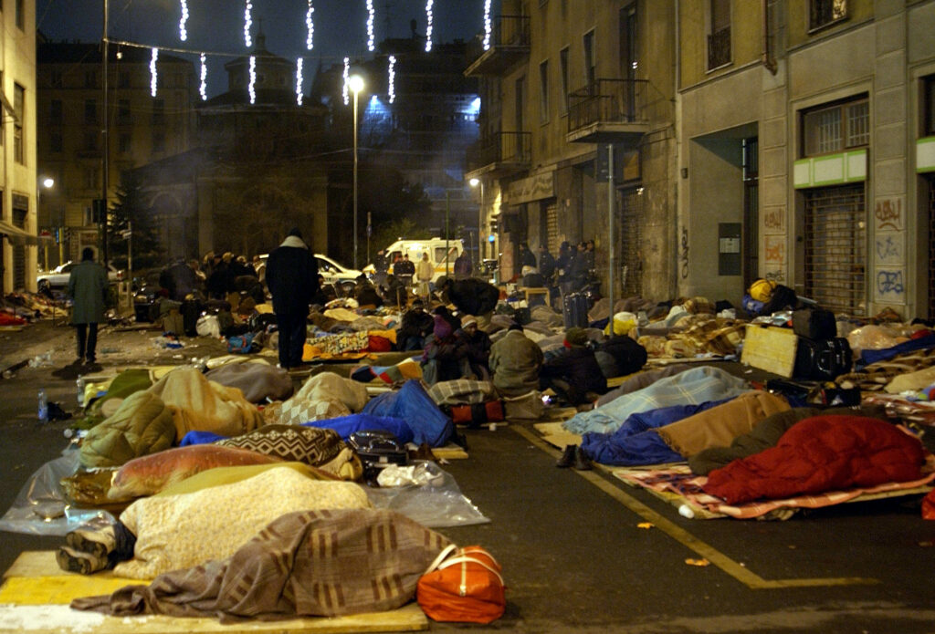 Η «Ισλαμική» αστυνομία μετατρέπει την Αθήνα σε...Ισλαμαμπάντ!