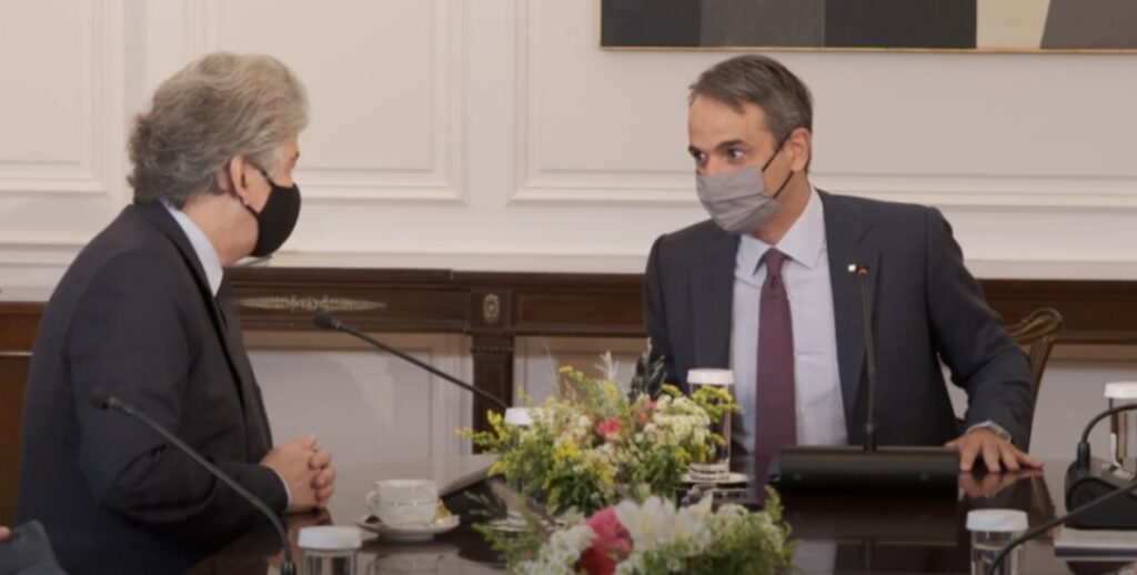 Μητσοτάκης σε Μπρετόν: H πρόκληση είναι να πείσουμε τους πολίτες να εμβολιαστούν