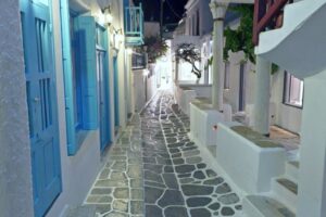 Η Μύκονος μεταμορφώνεται από νησί των ανέμων σε νησί της σιωπής