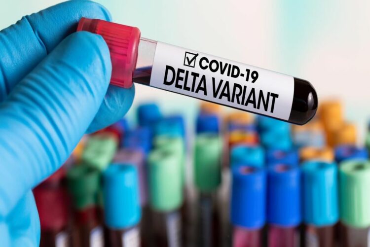 Νέα έρευνα: H μετάλλαξη Δέλτα μεταδίδεται και από τους εμβολιασμένους
