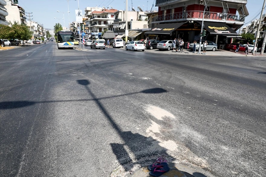Νίκαια: Φορτηγό παρέσυρε και σκότωσε 6χρονο κοριτσάκι (ΦΩΤΟ + vid)