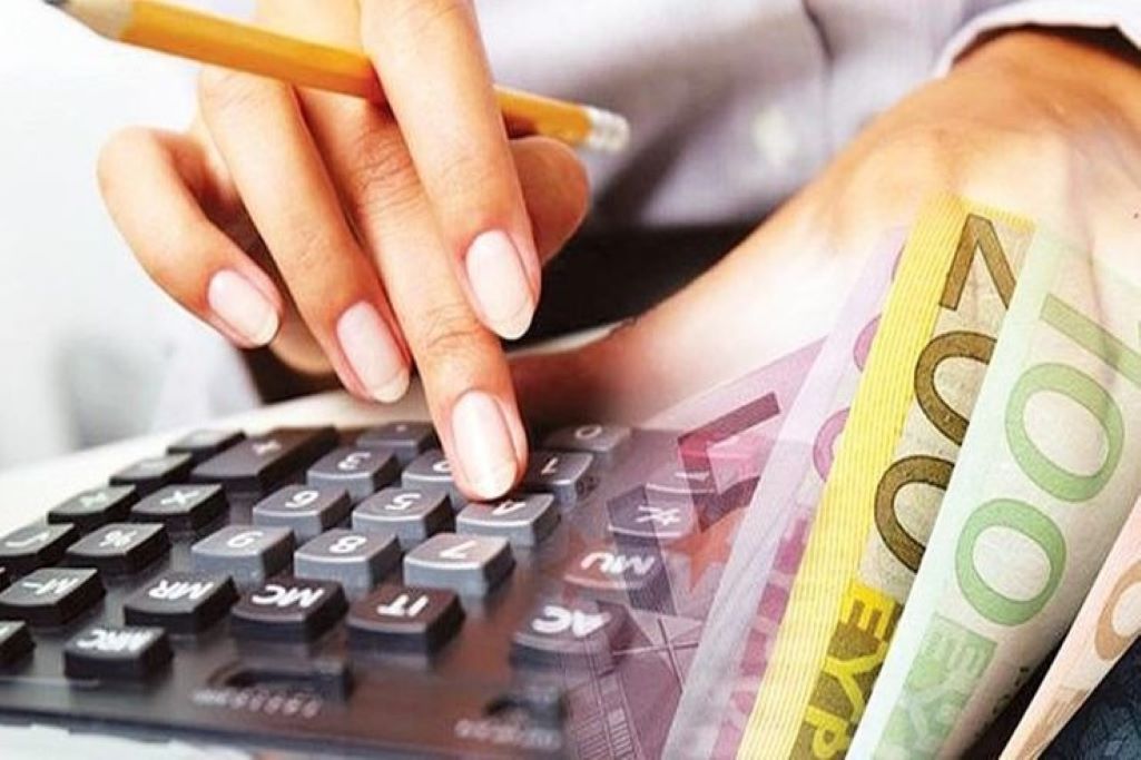 Παράταση έξι μηνών στις πάγιες δαπάνες