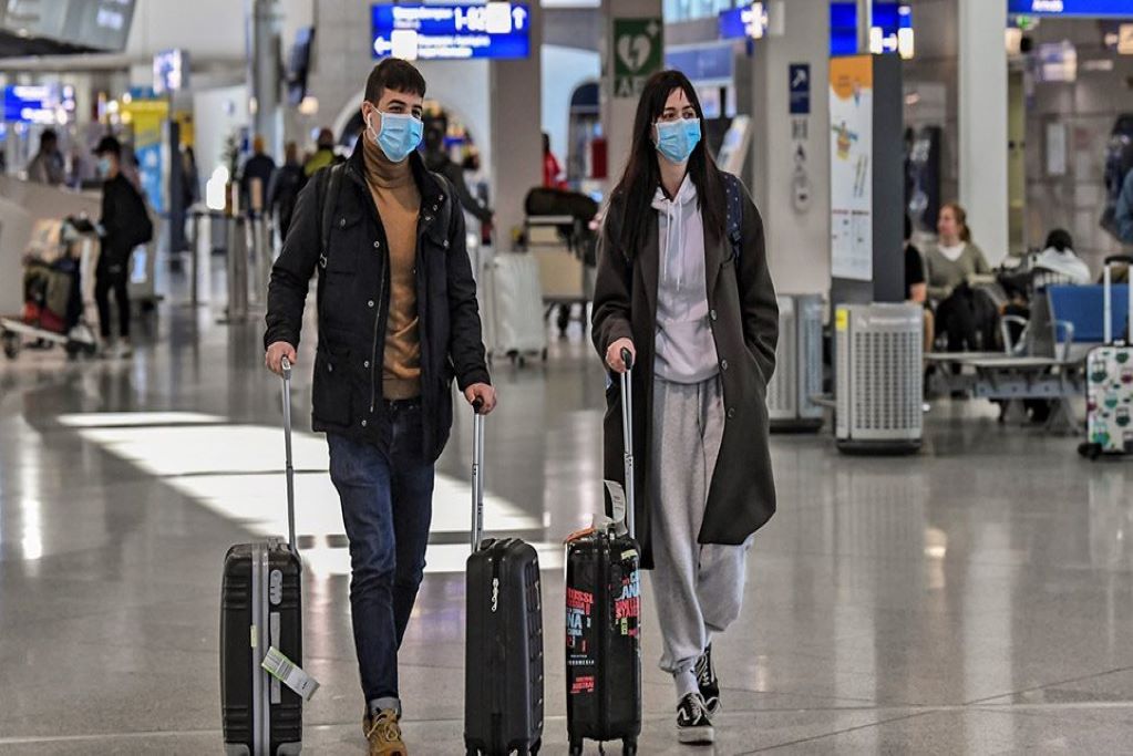 Τουρισμός: Άρση καραντίνας για τους πλήρως εμβολιασμένους Βρετανούς