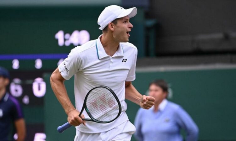 Wimbledon: Εκπληκτικός ο Χούρκατς, απέκλεισε τον Φέντερερ!