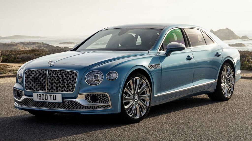 H Bentley παρουσίασε την Flying Spur Mulliner