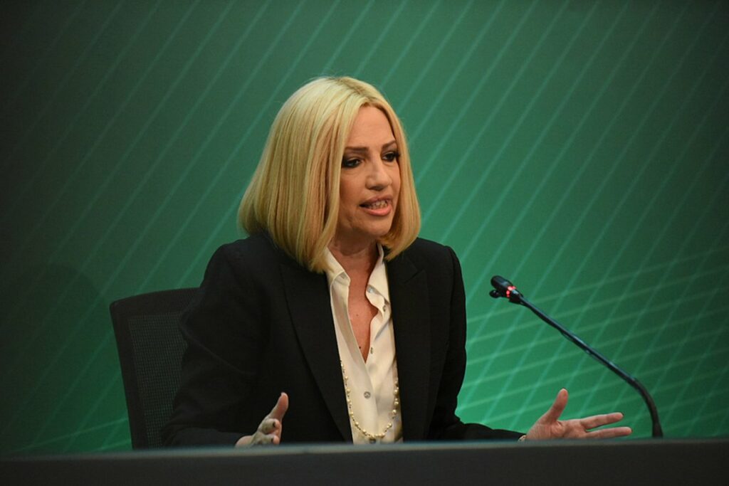 Στους πυροπληκτους της Αχαΐας η Φ. Γεννηματά