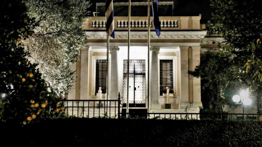 Μέγαρο Μαξίμου για Αποστολάκη: H αρχική πρόταση ήταν να γίνει αναπληρωτής, εκείνος ζήτησε να είναι υπουργός