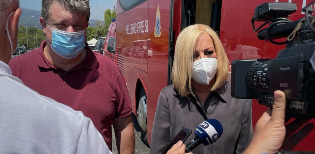 Έκκληση Γεννηματά για τη διάθεση όλων των πυροσβεστικών μέσων στην Εύβοια