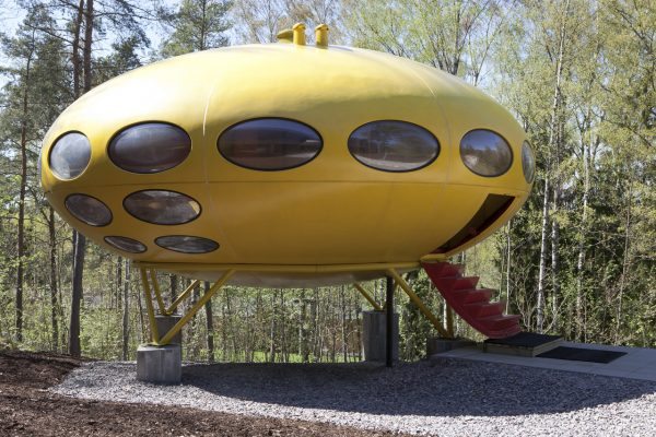 Διαμονή σε ένα Futuro House της δεκαετίας του 1960