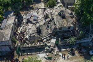 Αϊτή: Πάνω από 304 τα θύματα του ισχυρού σεισμού - Εικόνες ισοπέδωσης