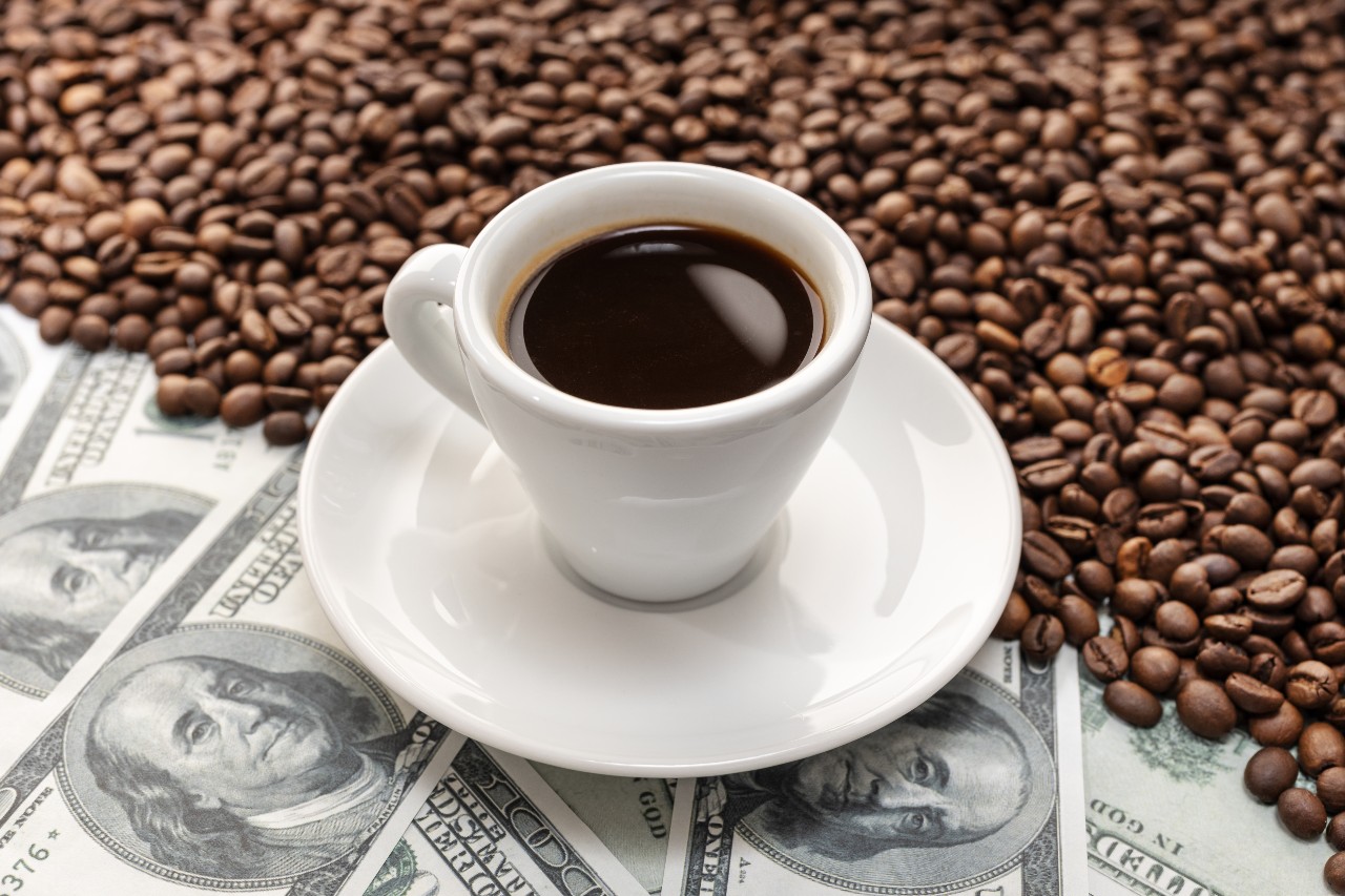 Στα ύψη η τιμή του καφέ -Το πιο «καυτό» εμπόρευμα της δεκαετίας