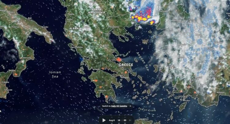 Πύρινη επέλαση στην Ελλάδα : Εικόνες από δορυφόρο