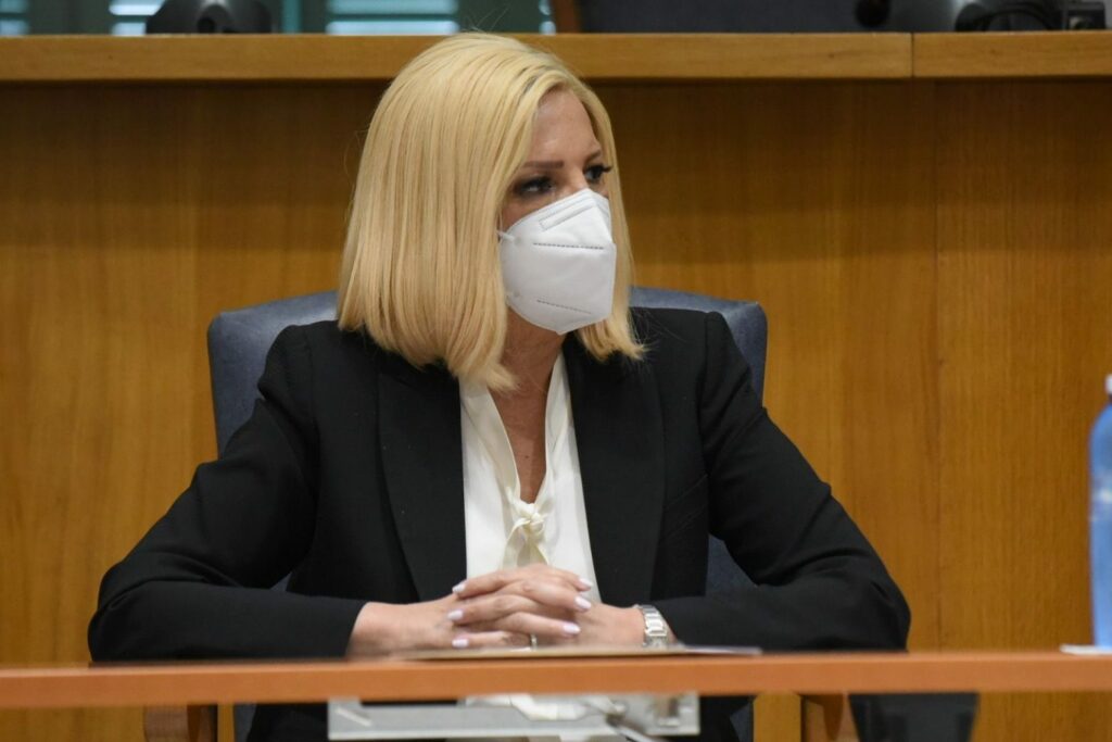 Γεννηματά: Συμπαραστεκόμαστε στους πολίτες-Θα έρθει η ώρα των ευθυνών