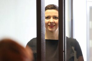 Λευκορωσία: Άρχισε η δίκη της Μαρία Κολεσνίκοβα, στελέχους της αντιπολίτευσης