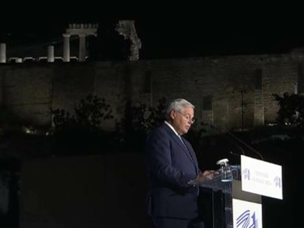 Μενέντεζ