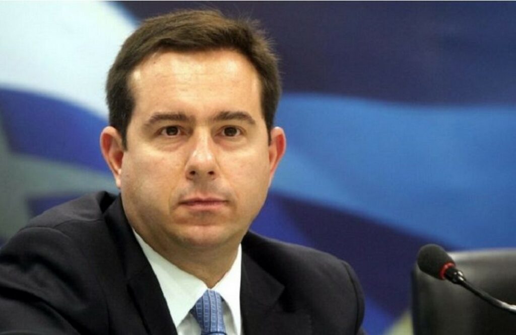Έκκληση Μηταράκη σε Τουρκία - ΕΕ: Λάβετε μέτρα, άνθρωποι πνίγονται στο Αιγαίο