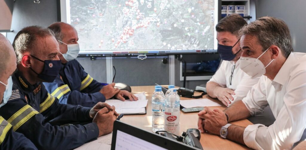 Μητσοτάκης: Σήμανε γενικό συναγερμό για αύριο