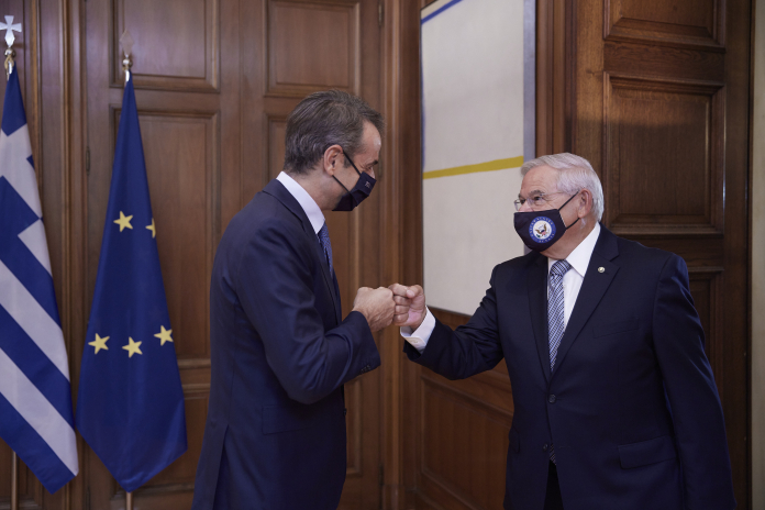Μενέντεζ σε Μητσοτάκη: Ανταποκριθήκατε στην πρόκληση των πυρκαγιών - Σώθηκαν ζωές