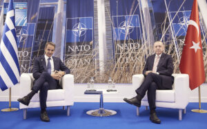 Μητσοτάκης- Ερντογάν: Ελλάδα- Τουρκία δεν θα γίνουν αποθήκες ψυχών