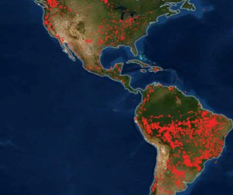 NASA: Στις φλόγες η υφήλιος-συγκλονιστική εικόνα