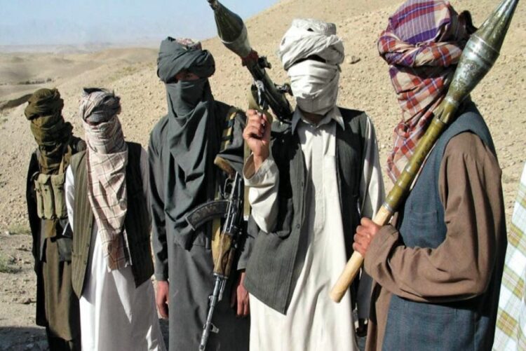 Οι Ταλιμπάν εισέρχονται από όλες τις πλευρές στην πρωτεύουσα Καμπούλ