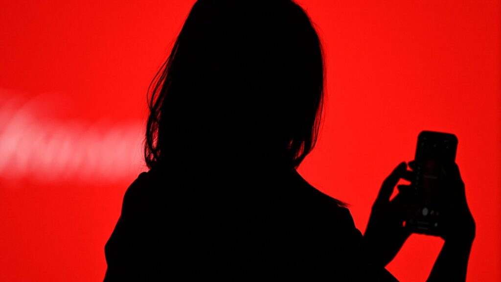 OnlyFans: Σεξουαλικό περιεχόμενο τέλος