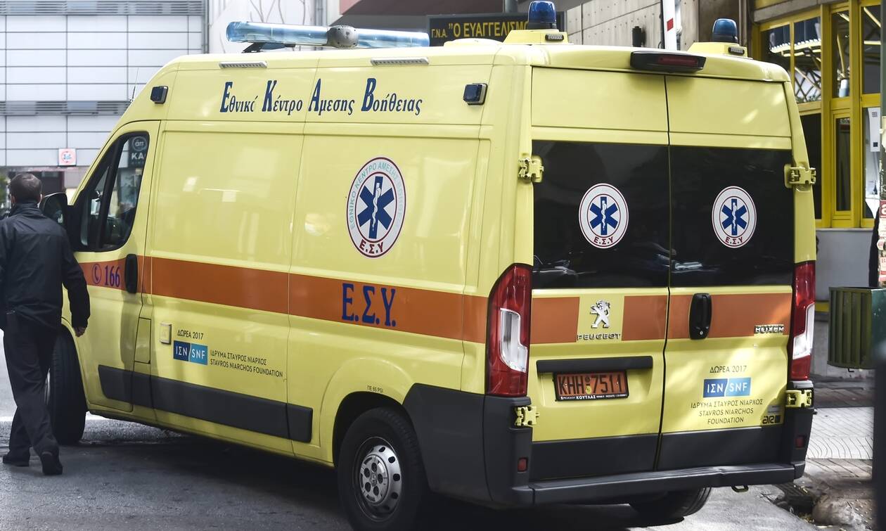 Φωτιά Εύβοια: Στο Νοσοκομείο Χαλκίδας νοσηλεύεται πυροσβέστης