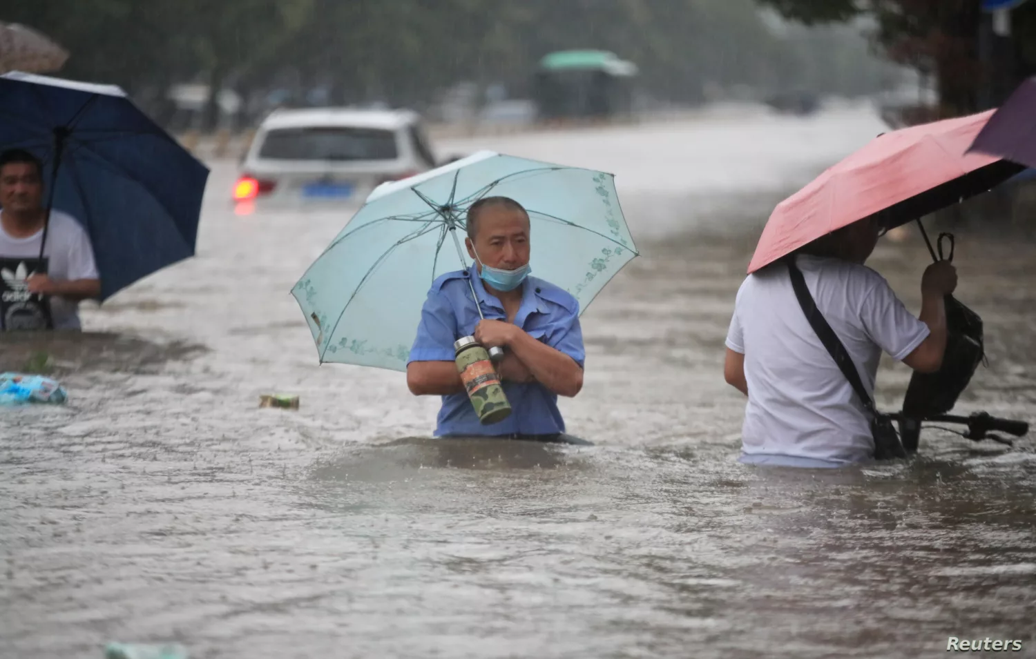 Κίνα: 302 οι νεκροί από τις φονικές πλημμύρες, 50 αγνοούμενοι