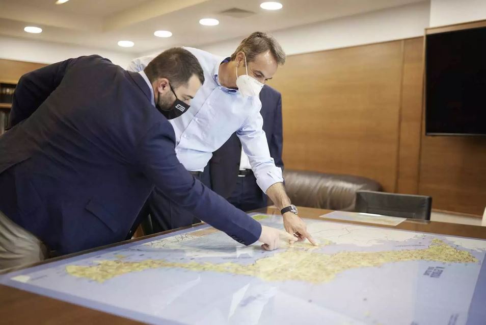 Τα... μαζεύει ο Σπανός μετά τον σάλο για την «εντολή μη κατάσβεσης»