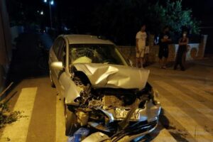 Τραγωδία στη Μεθώνη: Αυτοκίνητο έπεσε σε καφετέρια και σκότωσε 53χρονο