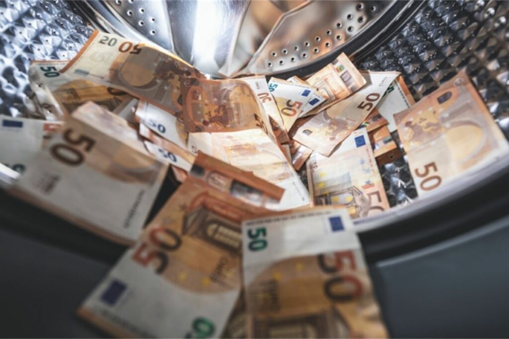 Ψάχνουν ξέπλυμα χρήματος σε τρεις εισηγμένες εταιρίες!