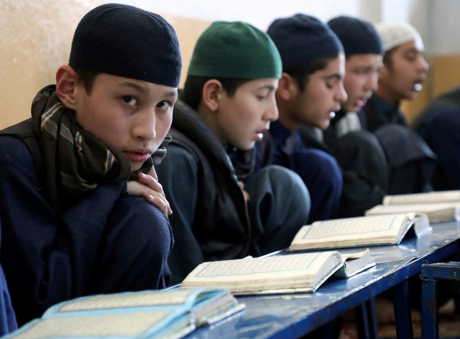 Αφγανιστάν: Μόνον για τα αγόρια ανοίγει το σχολείο