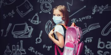 Σχολεία: Ανησυχία για τη ραγδαία αύξηση κρουσμάτων κορωνοϊού πριν το πρώτο κουδούνι