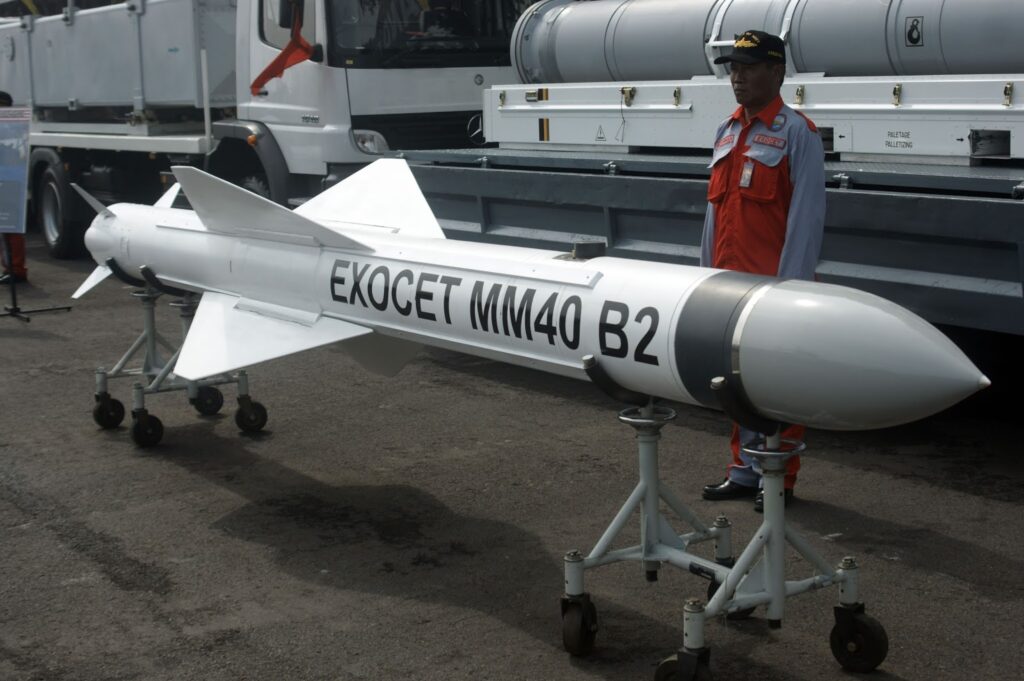 Κύπρος: Αγοράζει «Mistral» και «Exocet»