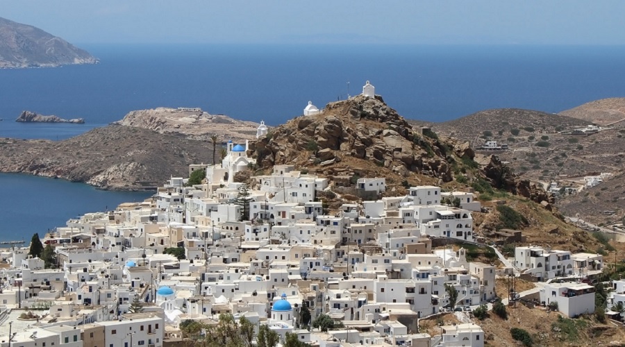 Φόνος στην Ίο: Ελεύθερος με περιοριστικούς όρους ο 20χρονος Ιρλανδός