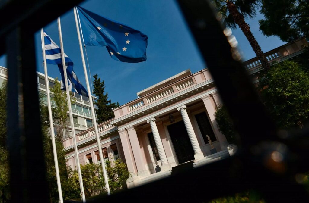 Πώς είδε το Μαξίμου τις εκλογές στο ΠΑΣΟΚ - Οι εκτιμήσεις για Ανδρουλάκη και Δούκα