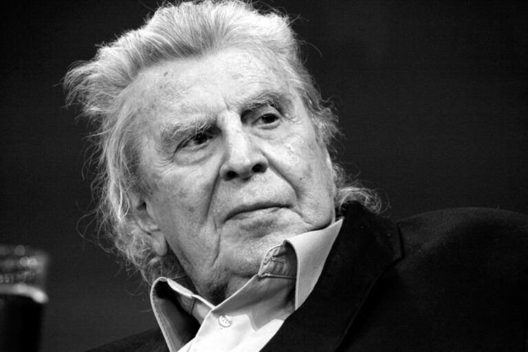 Στο Βραχάτι την Πέμπτη η κηδεία του Μίκη Θεοδωράκη