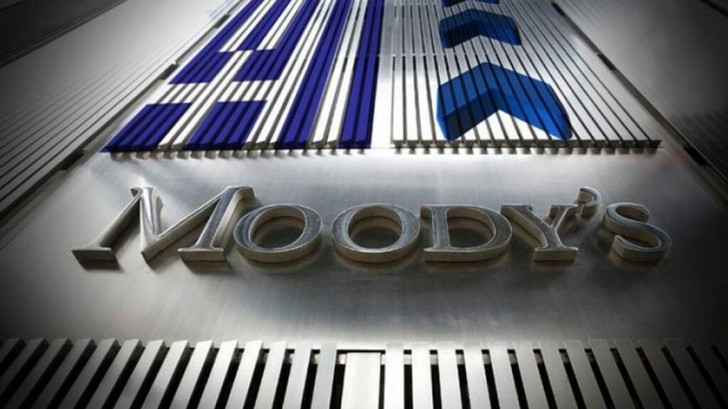 Moody’s: 3-4 δισ. θα λάβει το ΤΧΣ για τα ποσοστά του στις τράπεζες