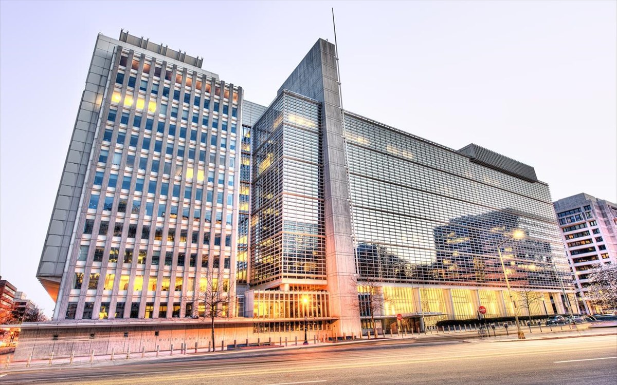 Παγκόσμια Τράπεζα: Πίεζαν για υψηλότερη κατάταξη της Κίνας στις εκθέσεις «Doing Business»
