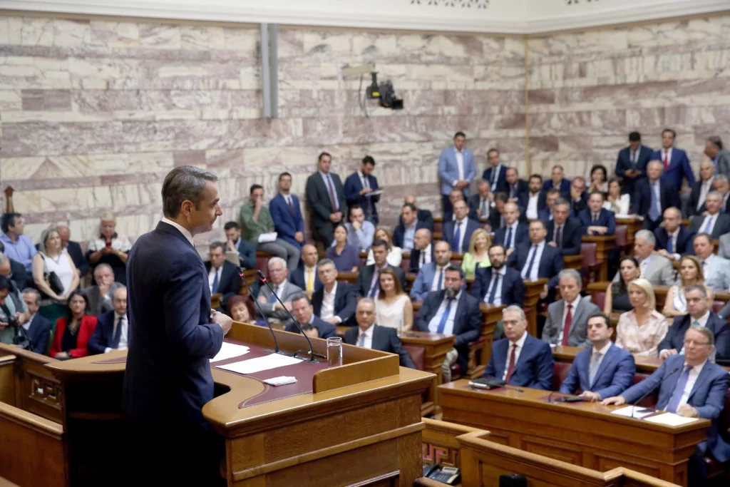 Εμβολιασμένοι οι 157 στους 158 βουλευτές της ΝΔ