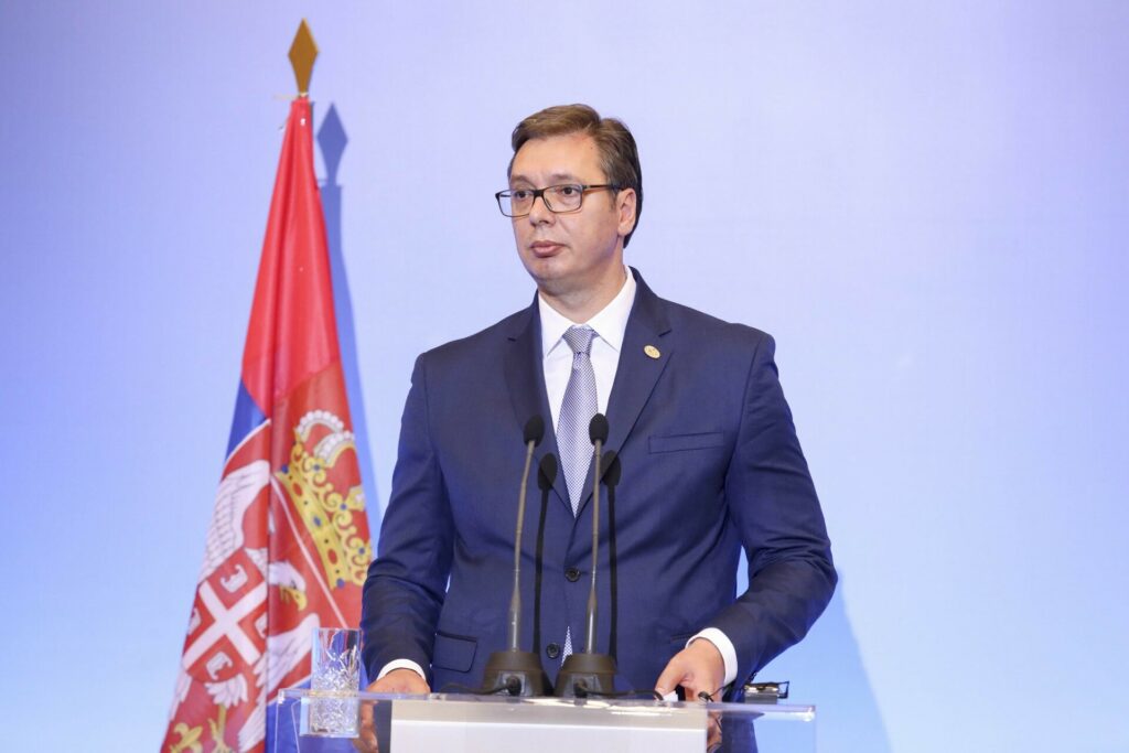 Βούτσιτς: Απειλεί να παραιτηθεί λόγω των επικρίσεων που δέχθηκε για το Κόσοβο