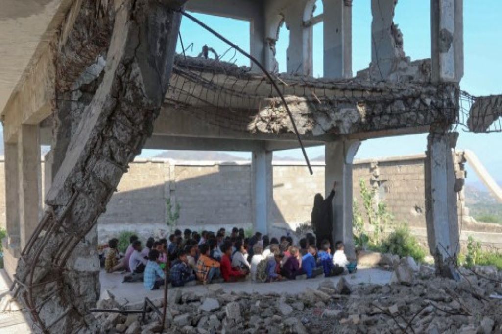 Υεμένη: Μεταξύ πολέμου και πανδημίας τα παιδιά επιστρέφουν στο σχολείο